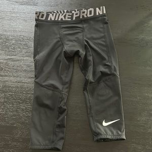 Nike Boys’ Pro Dri-FIT 3/4 Tights